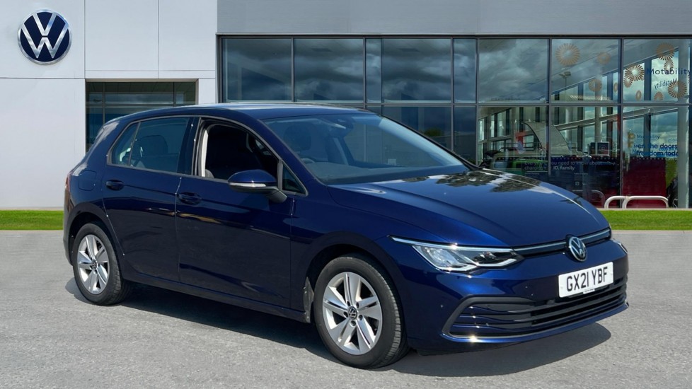 Main listing image - Volkswagen Golf
