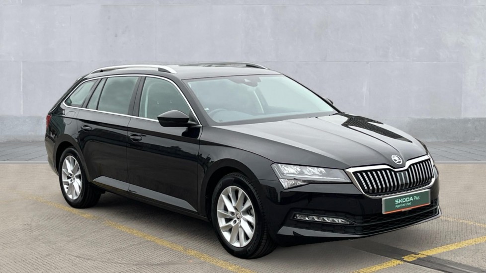 Main listing image - Skoda Superb Estate