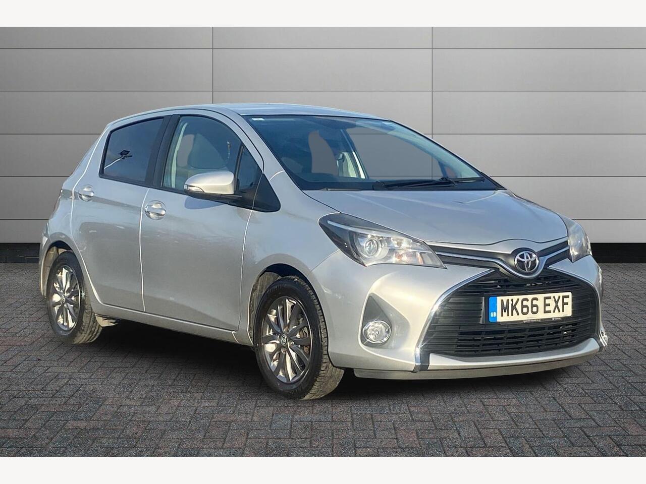 Main listing image - Toyota Yaris