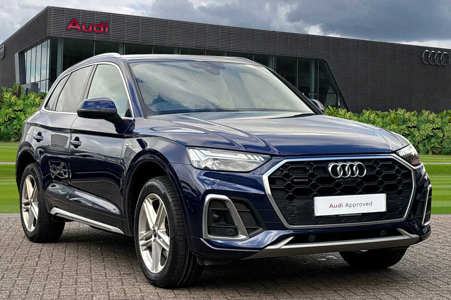 Main listing image - Audi Q5