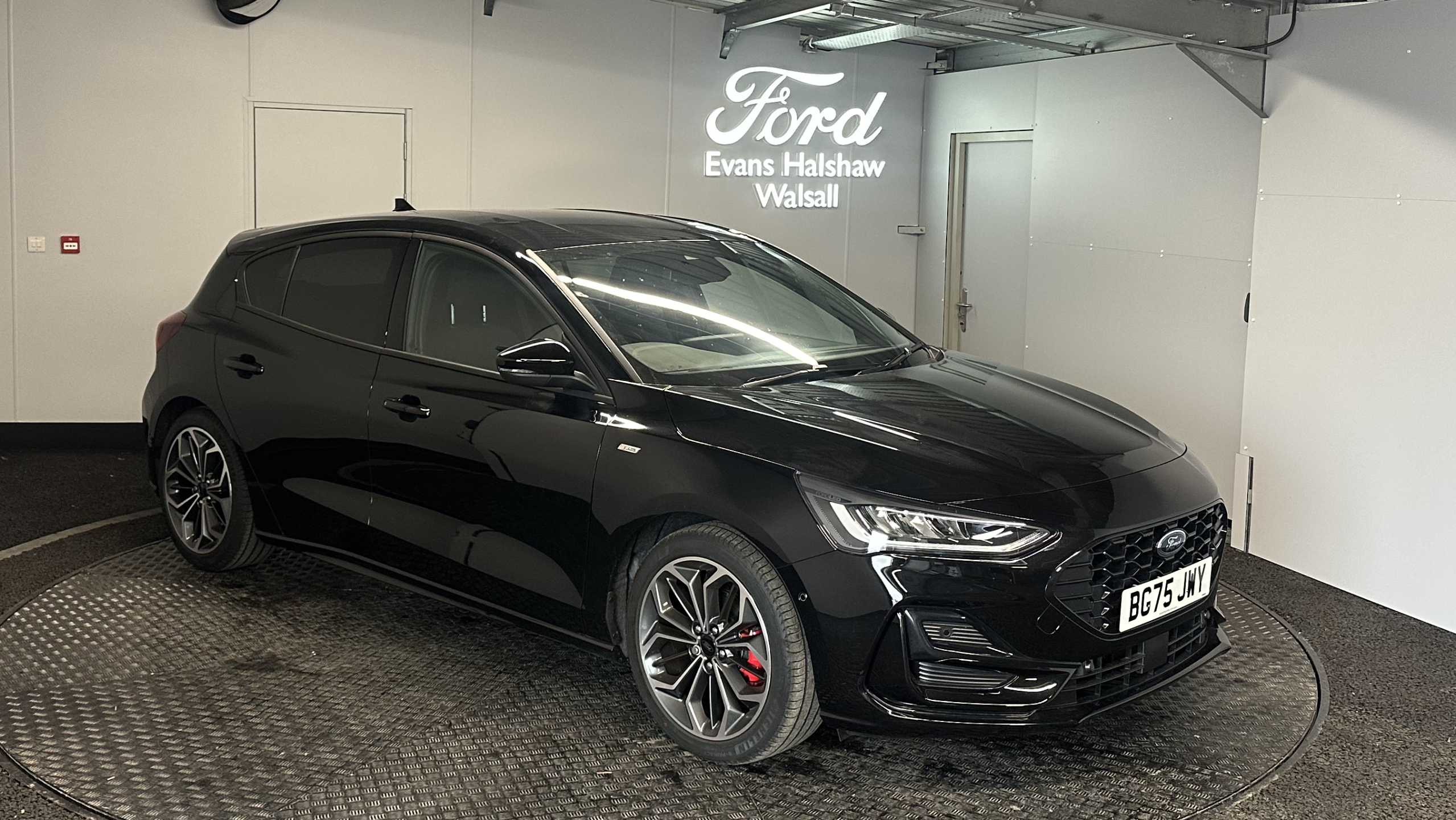 Main listing image - Ford Focus