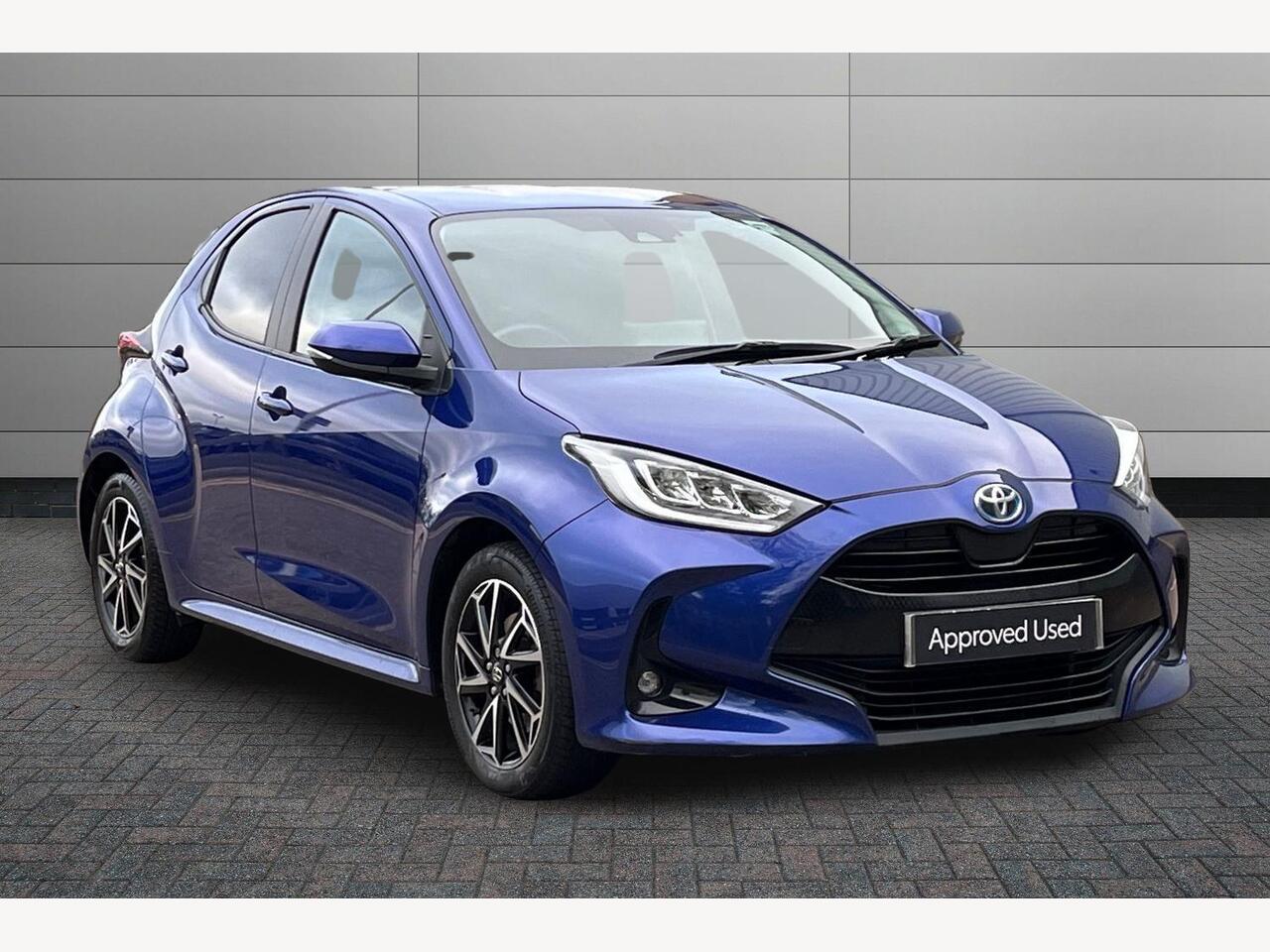 Main listing image - Toyota Yaris