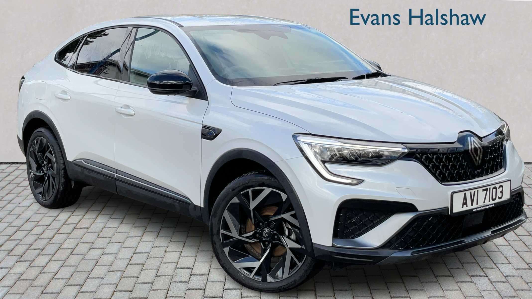 Main listing image - Renault Arkana