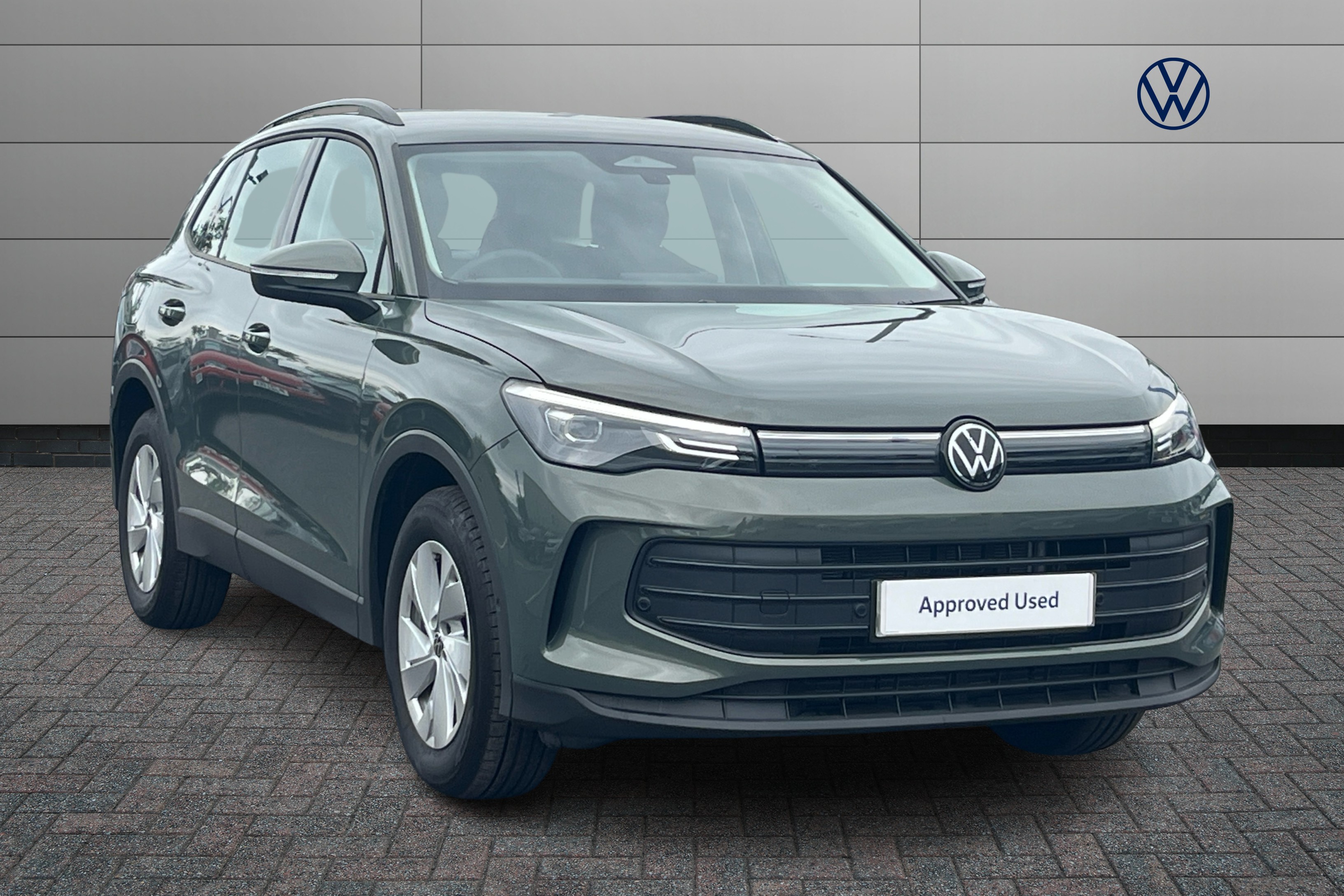 Main listing image - Volkswagen Tiguan