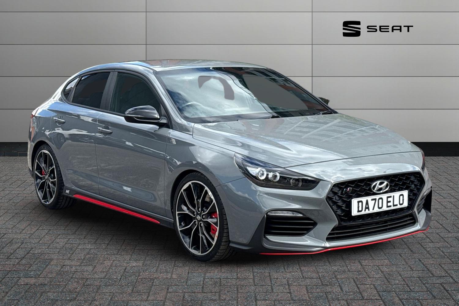 Main listing image - Hyundai i30 Fastback