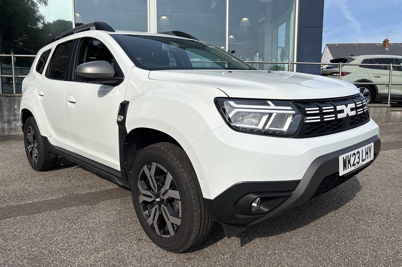 Main listing image - Dacia Journey