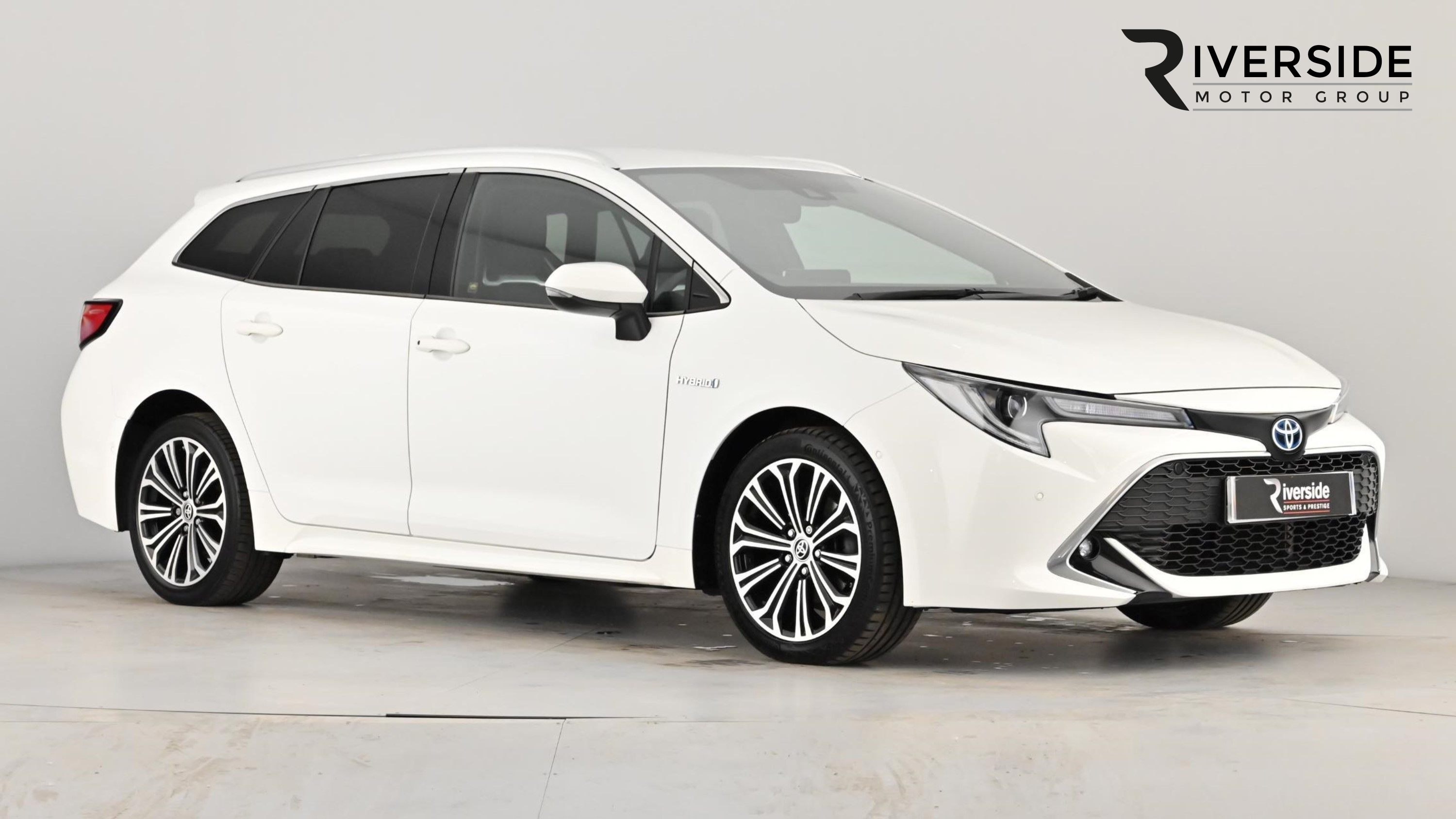 Main listing image - Toyota Corolla Touring Sport