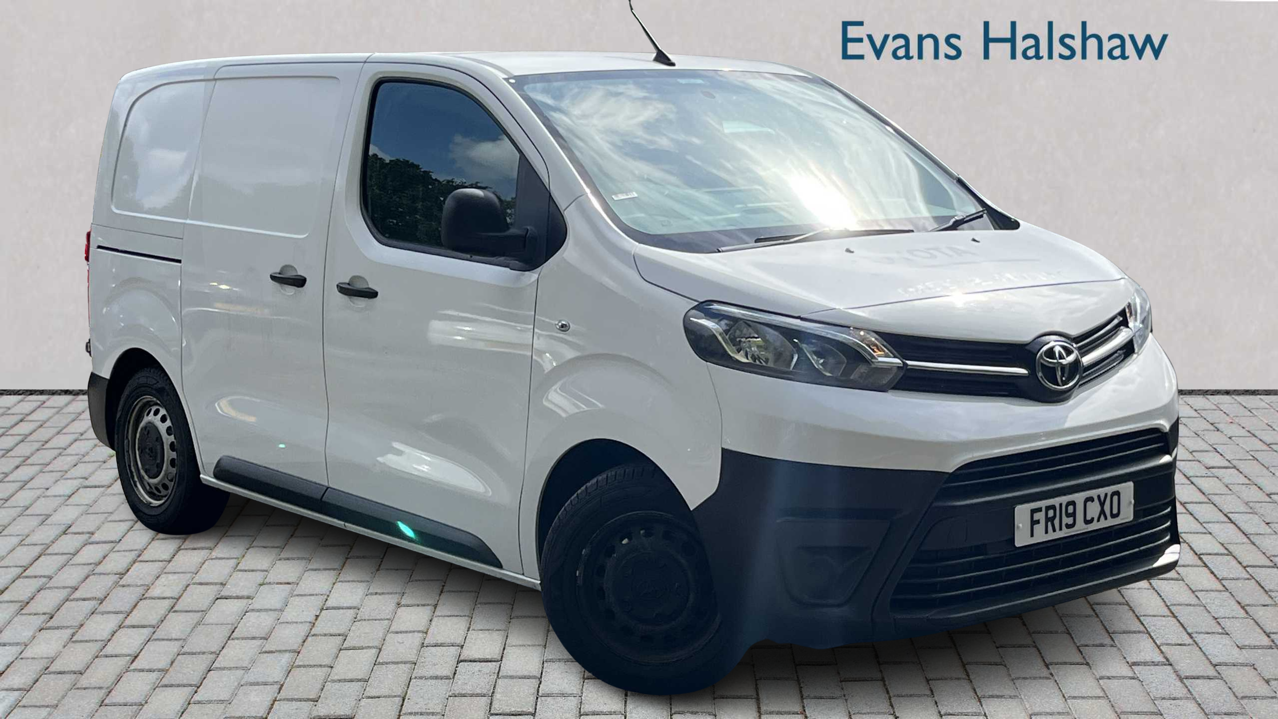 Main listing image - Toyota Proace
