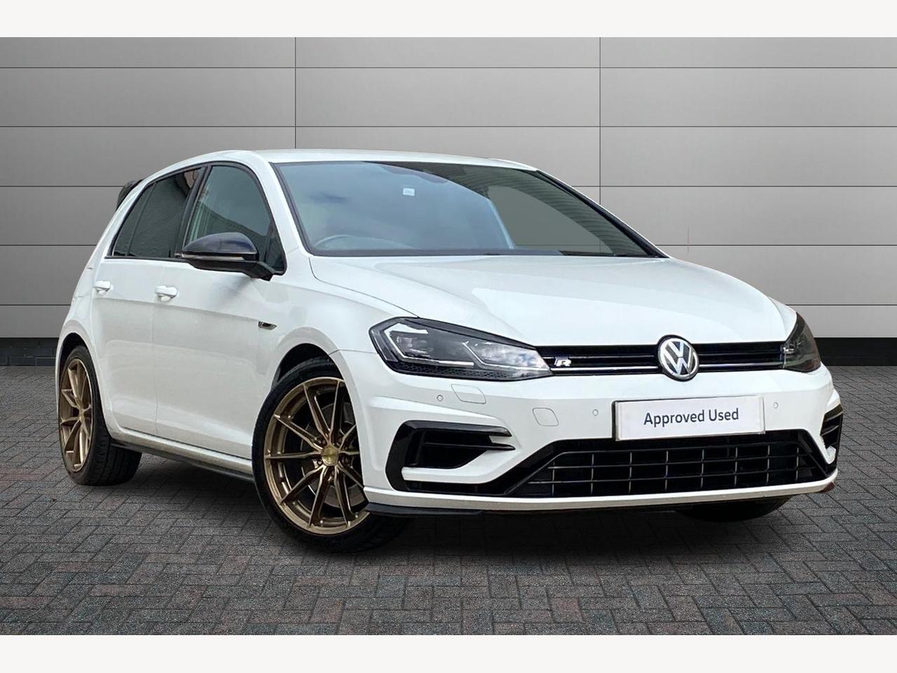 Main listing image - Volkswagen Golf R