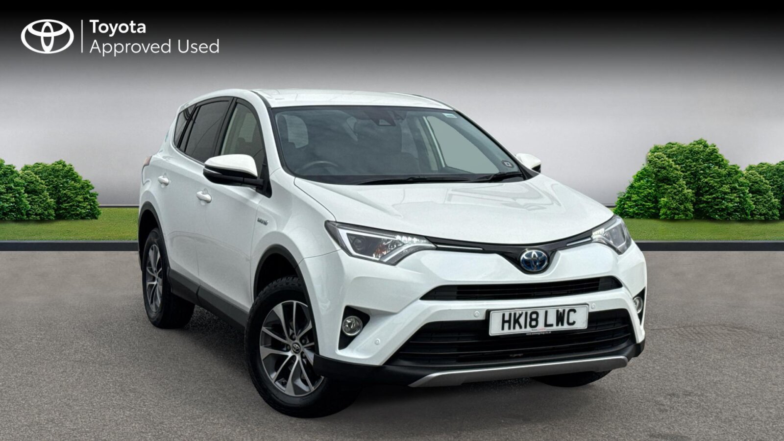 Main listing image - Toyota RAV4