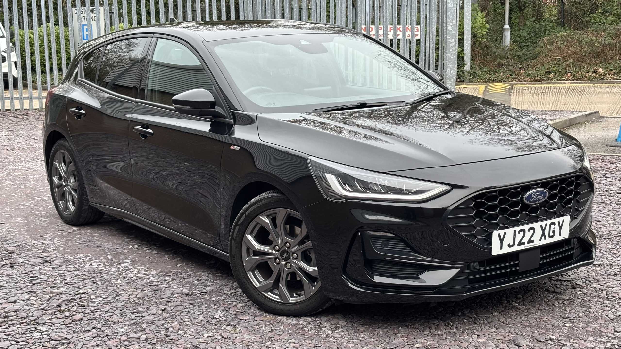 Main listing image - Ford Focus