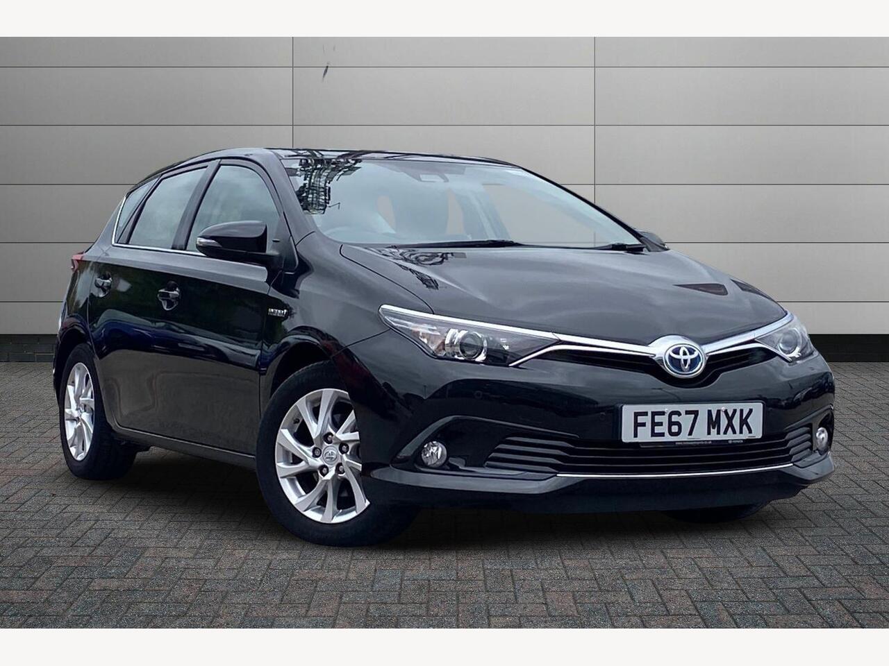 Main listing image - Toyota Auris