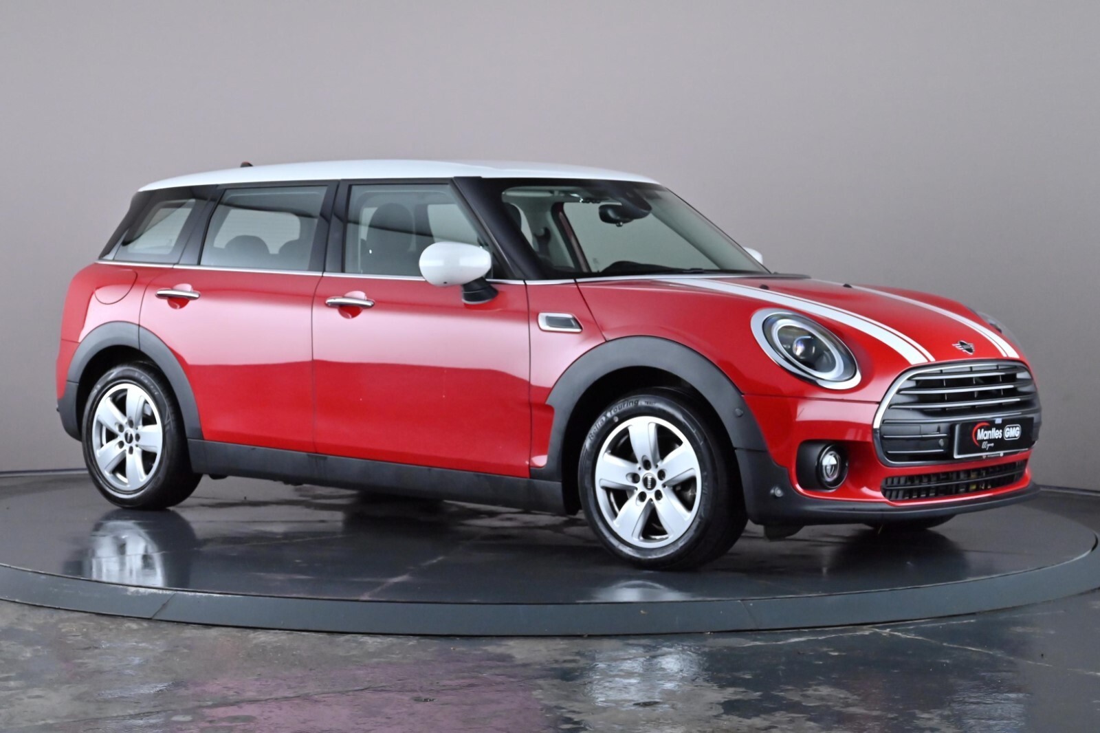 Main listing image - MINI Clubman