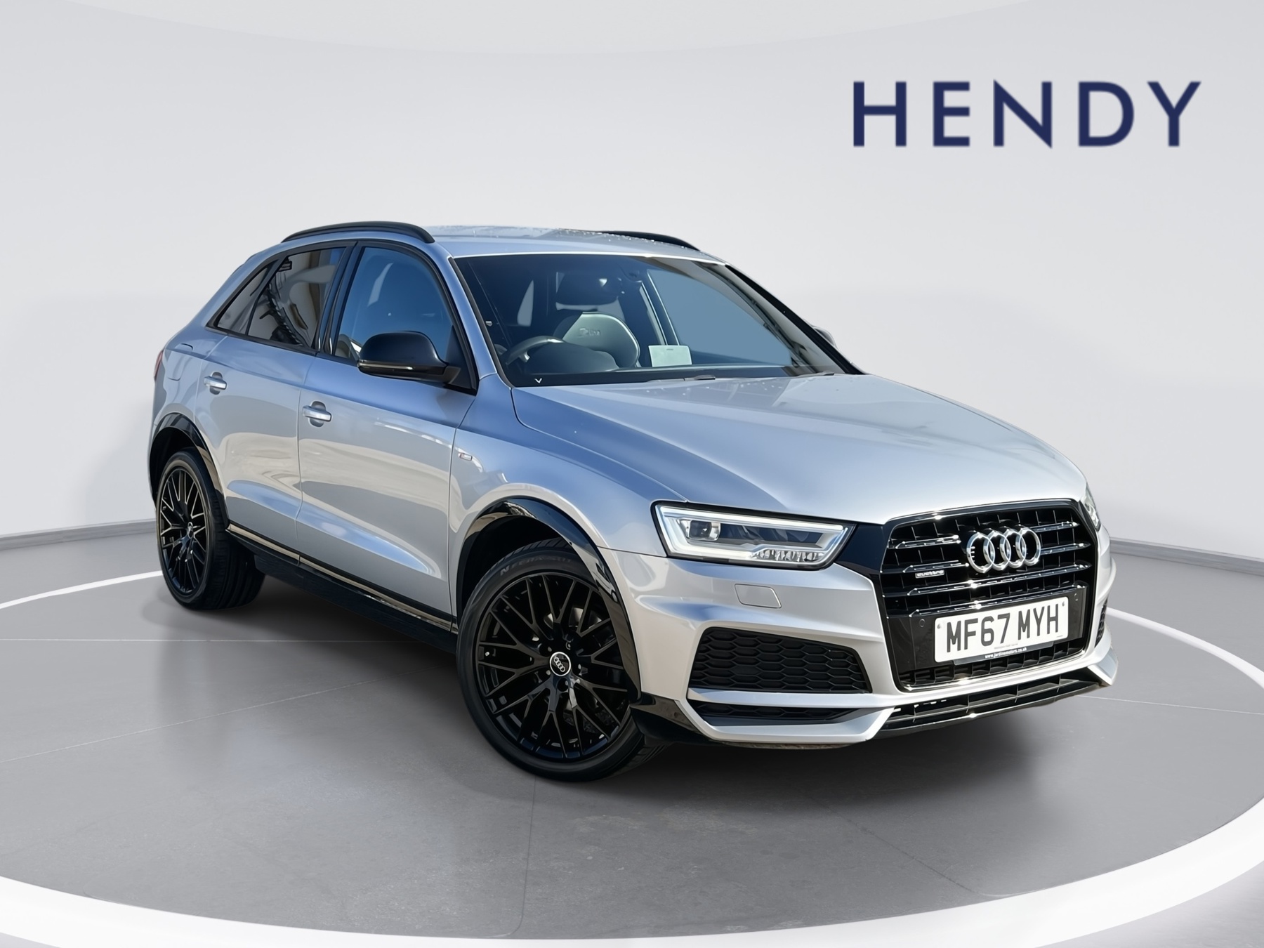 Main listing image - Audi Q3