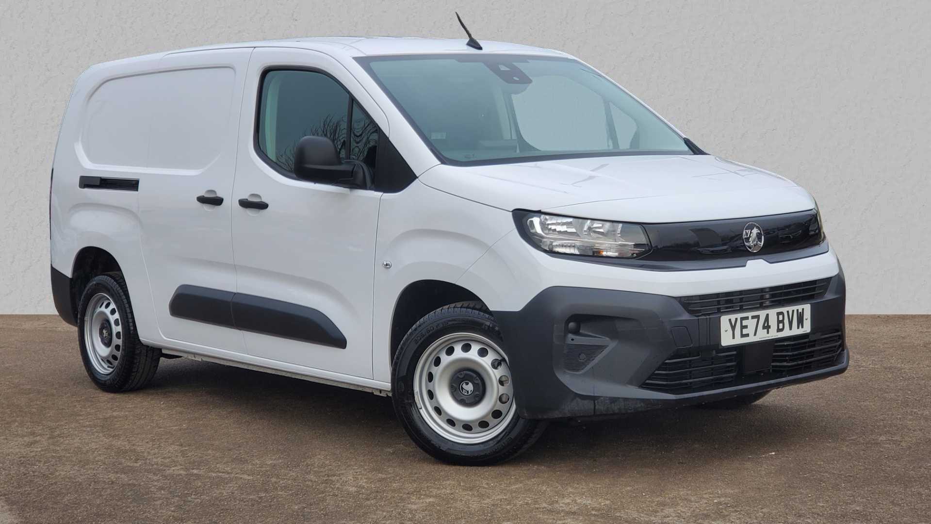 Main listing image - Vauxhall Combo Cargo