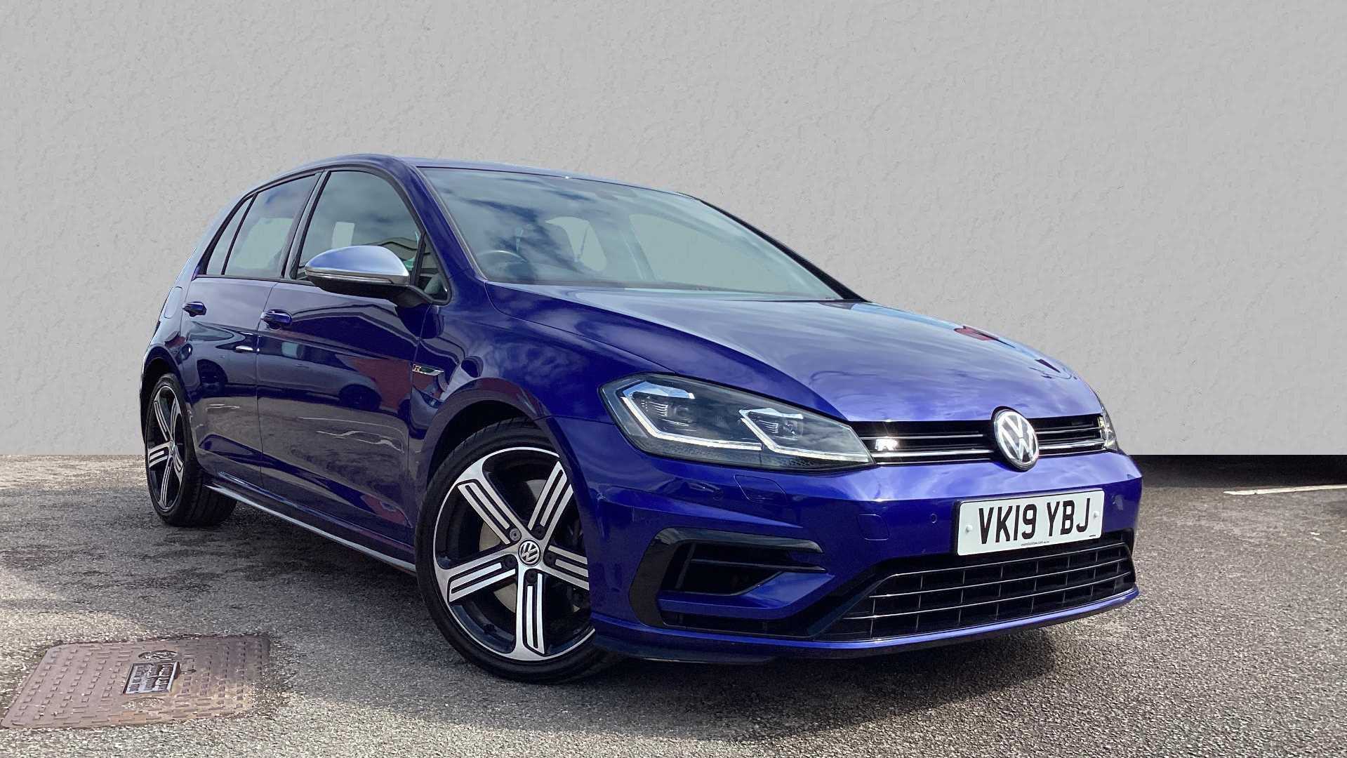 Main listing image - Volkswagen Golf R