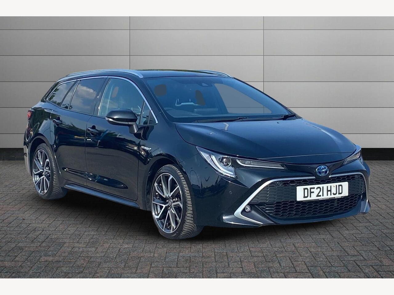 Main listing image - Toyota Corolla Touring Sport