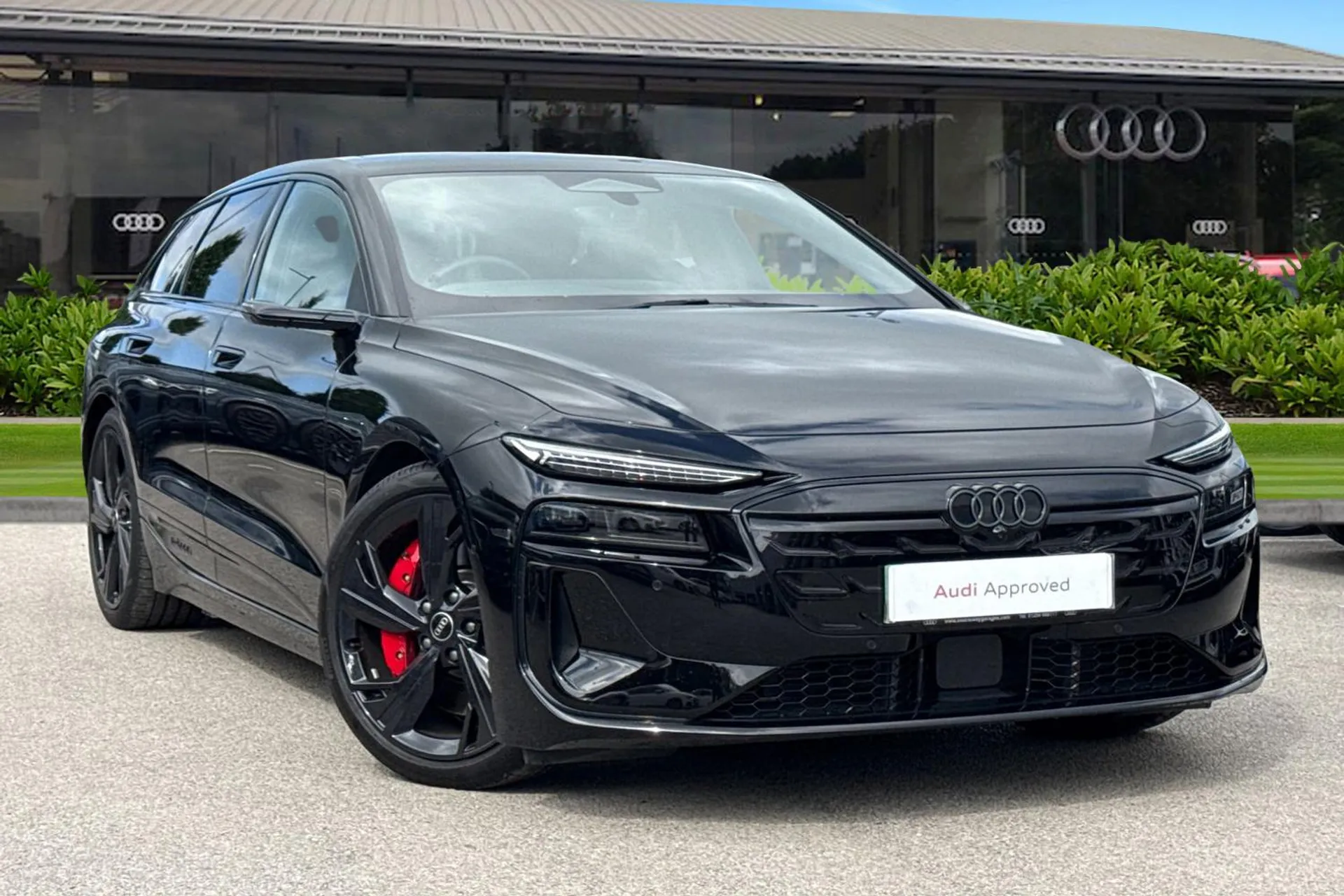 Main listing image - Audi S6