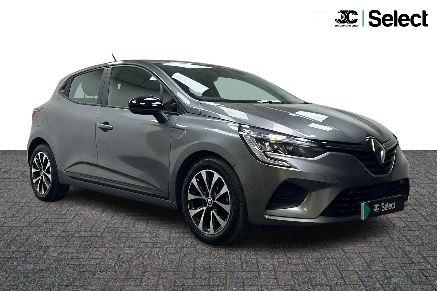 Main listing image - Renault Clio
