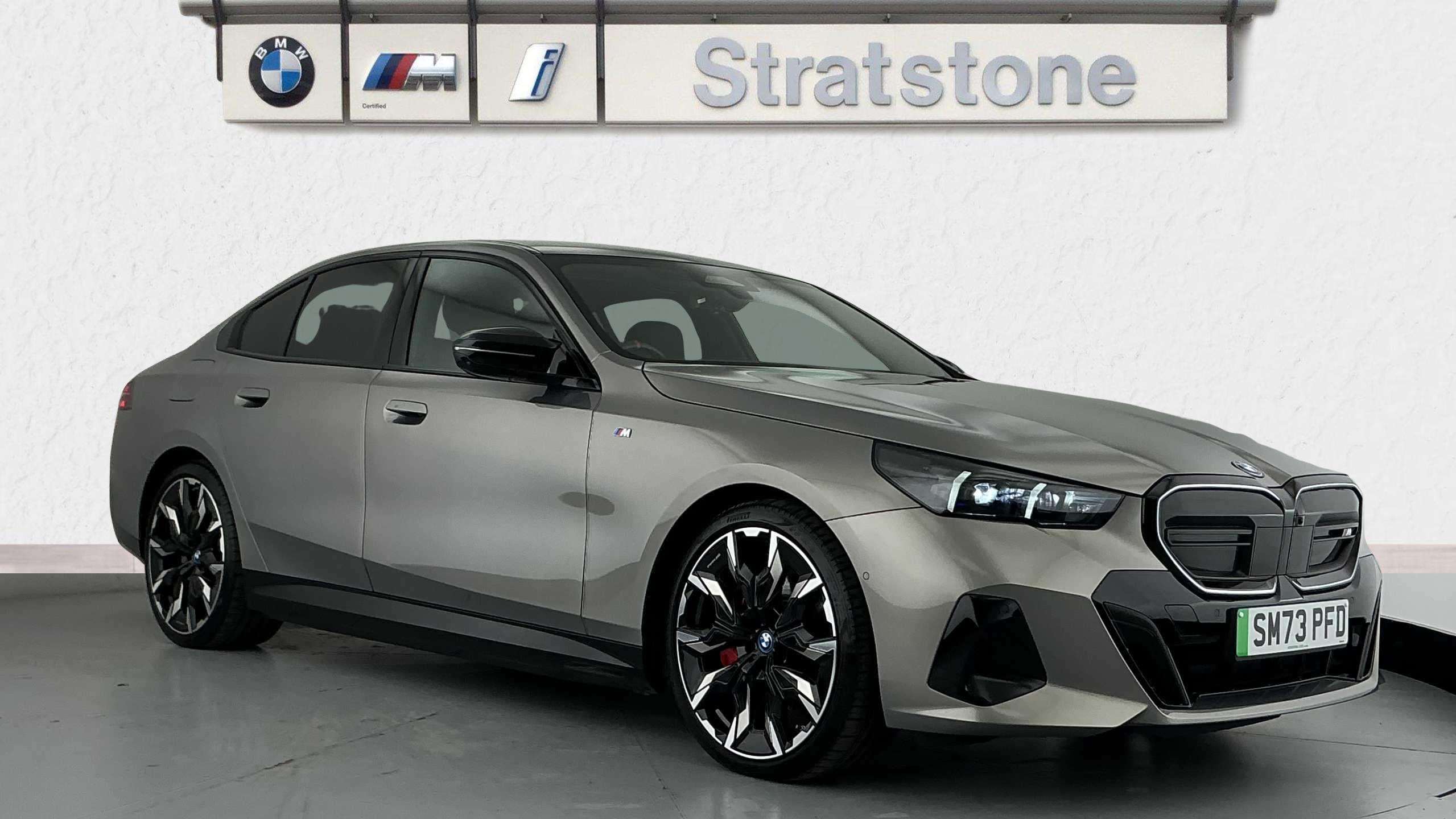 Main listing image - BMW i5