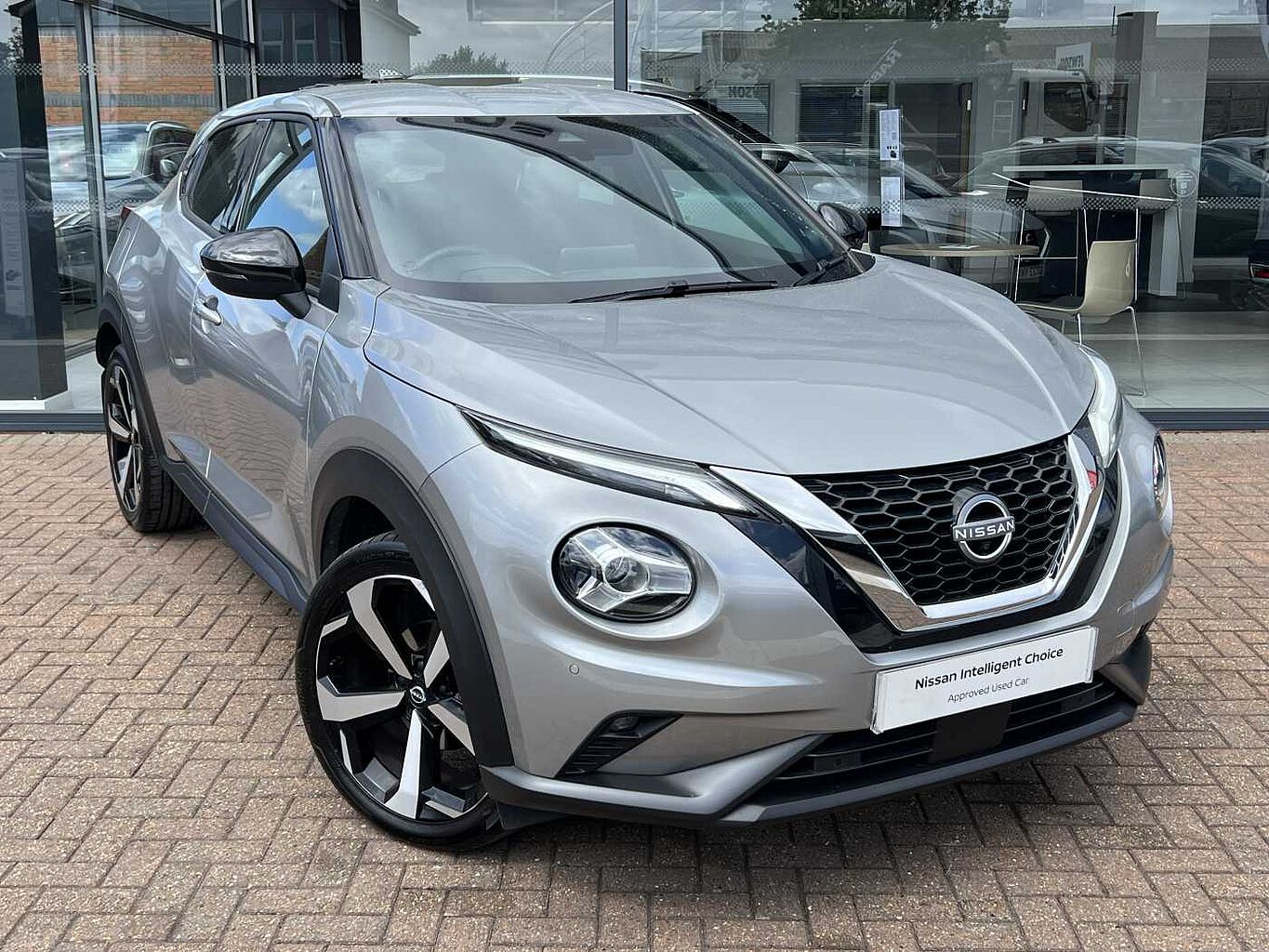 Main listing image - Nissan Juke