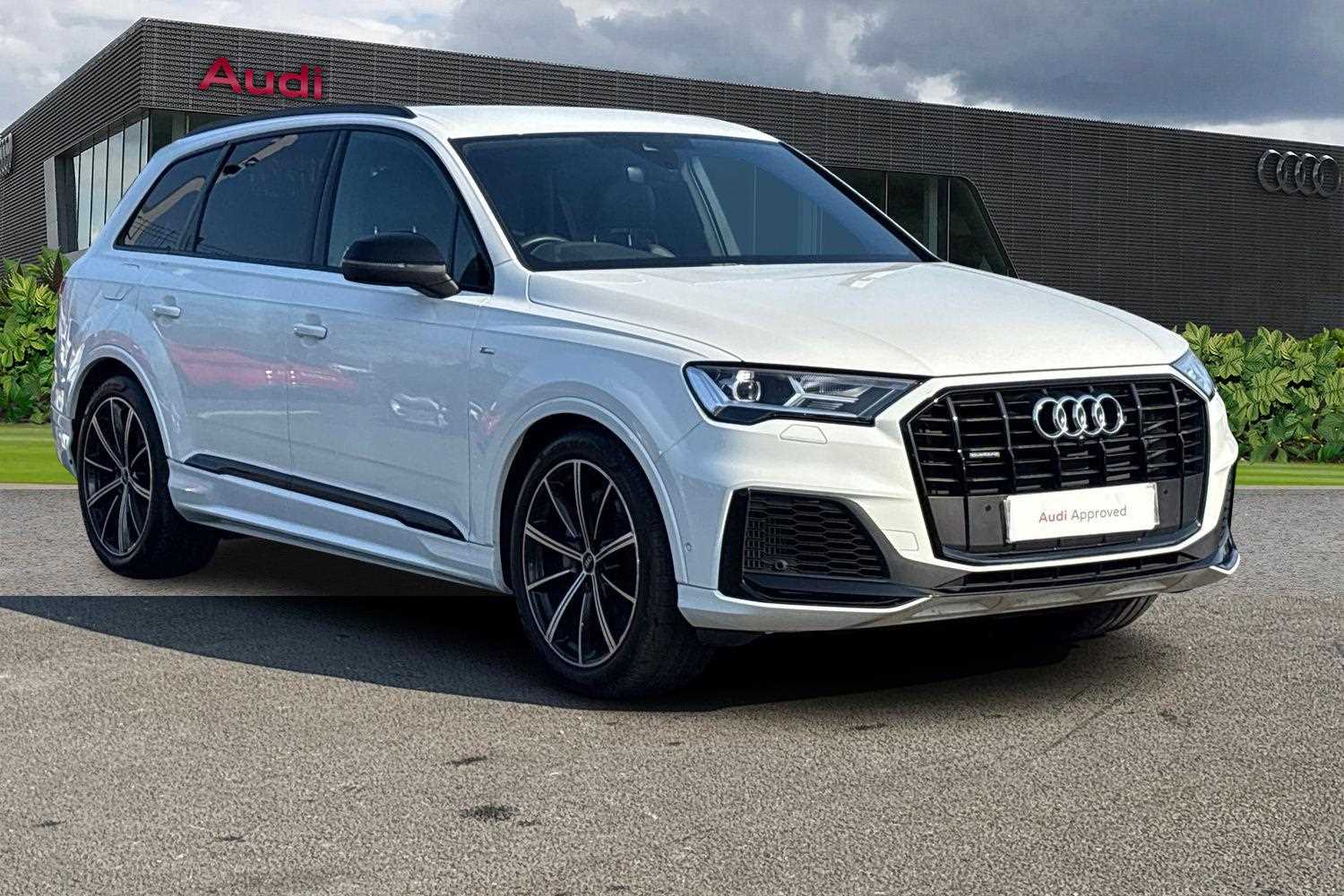 Main listing image - Audi Q7