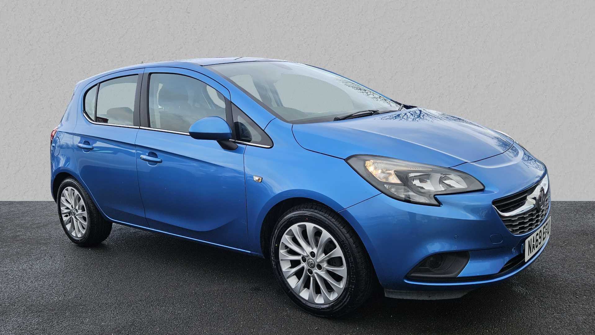 Main listing image - Vauxhall Corsa