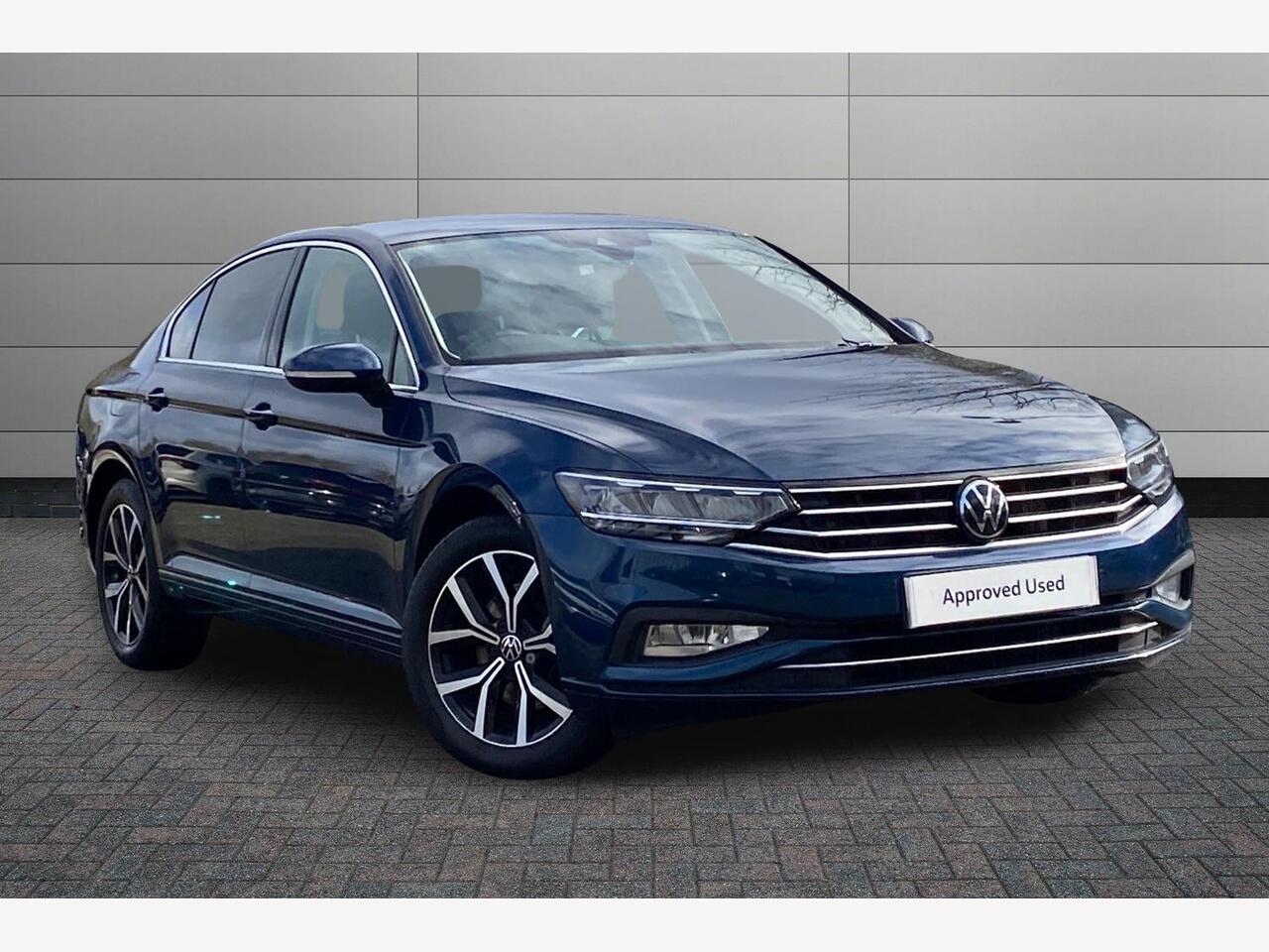 Main listing image - Volkswagen Passat