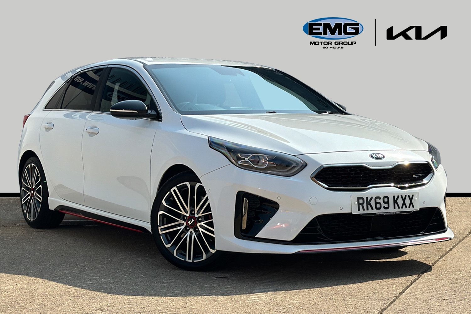 Main listing image - Kia Ceed