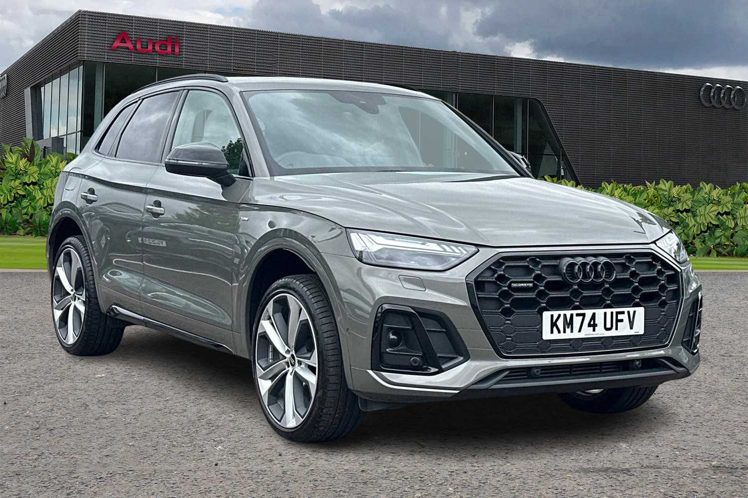 Main listing image - Audi Q5