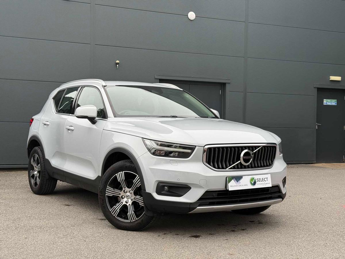 Main listing image - Volvo XC40