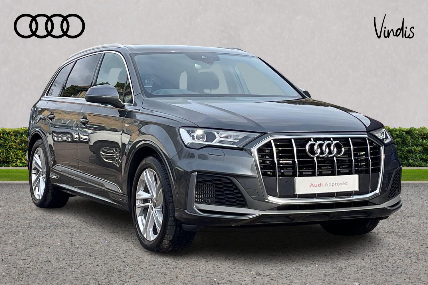 Main listing image - Audi Q7