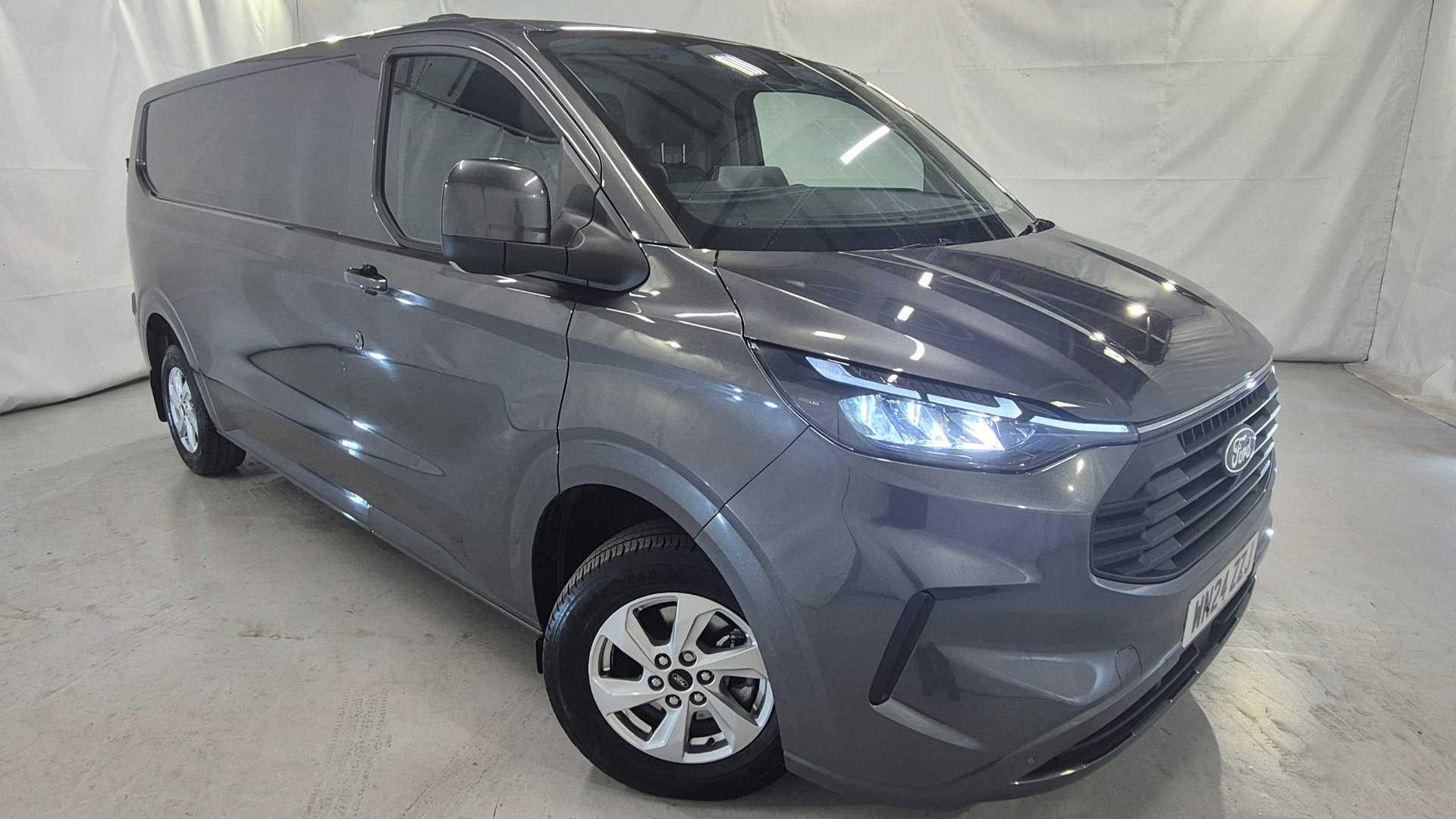 Main listing image - Ford Transit Custom