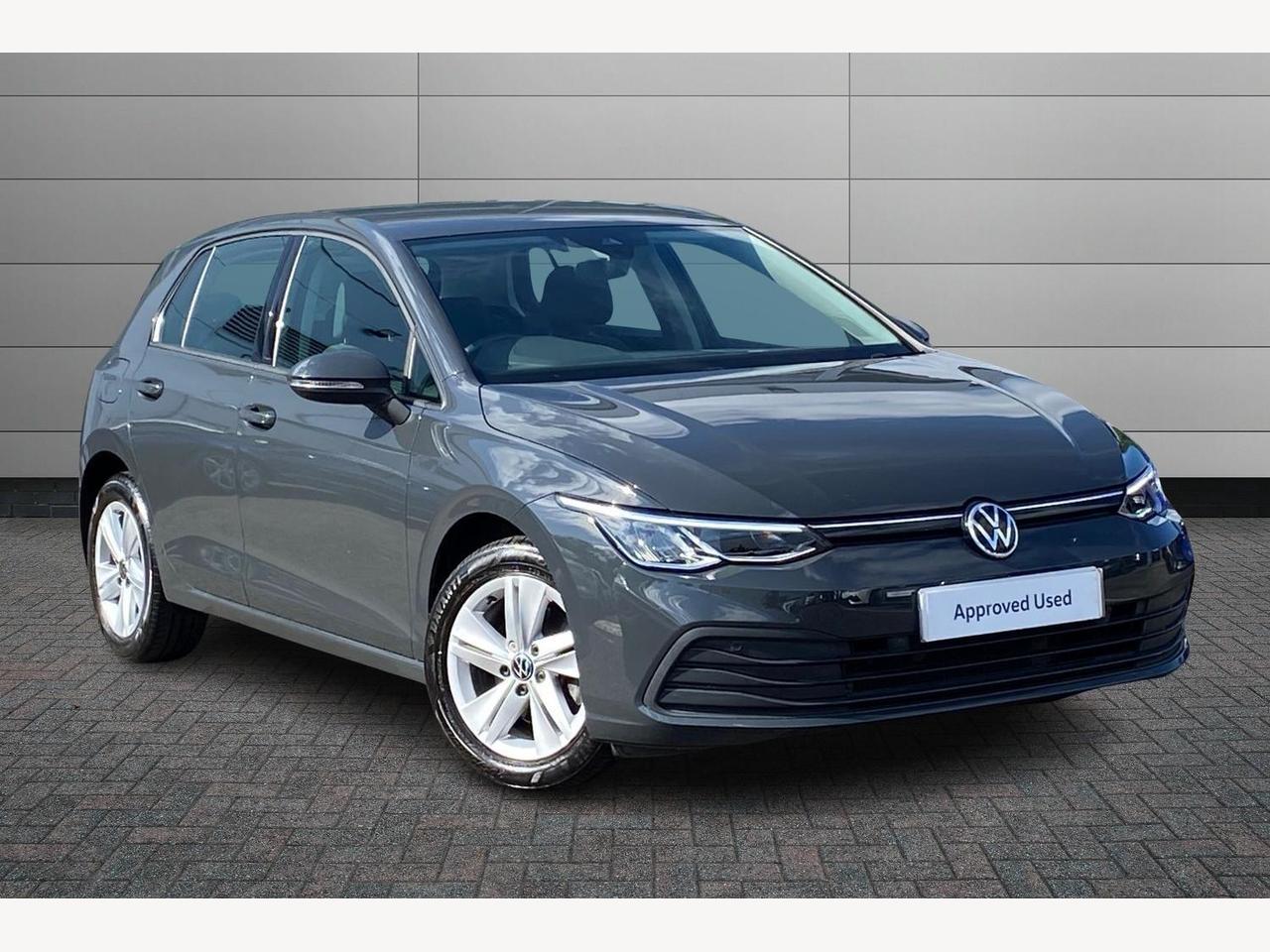 Main listing image - Volkswagen Golf