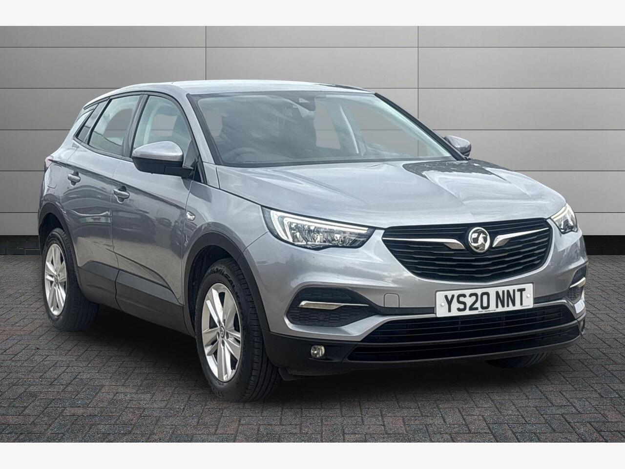 Main listing image - Vauxhall Grandland X