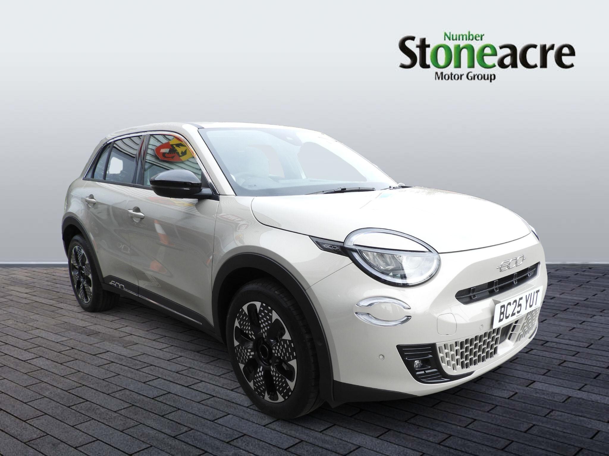 Main listing image - Fiat 600 Electric