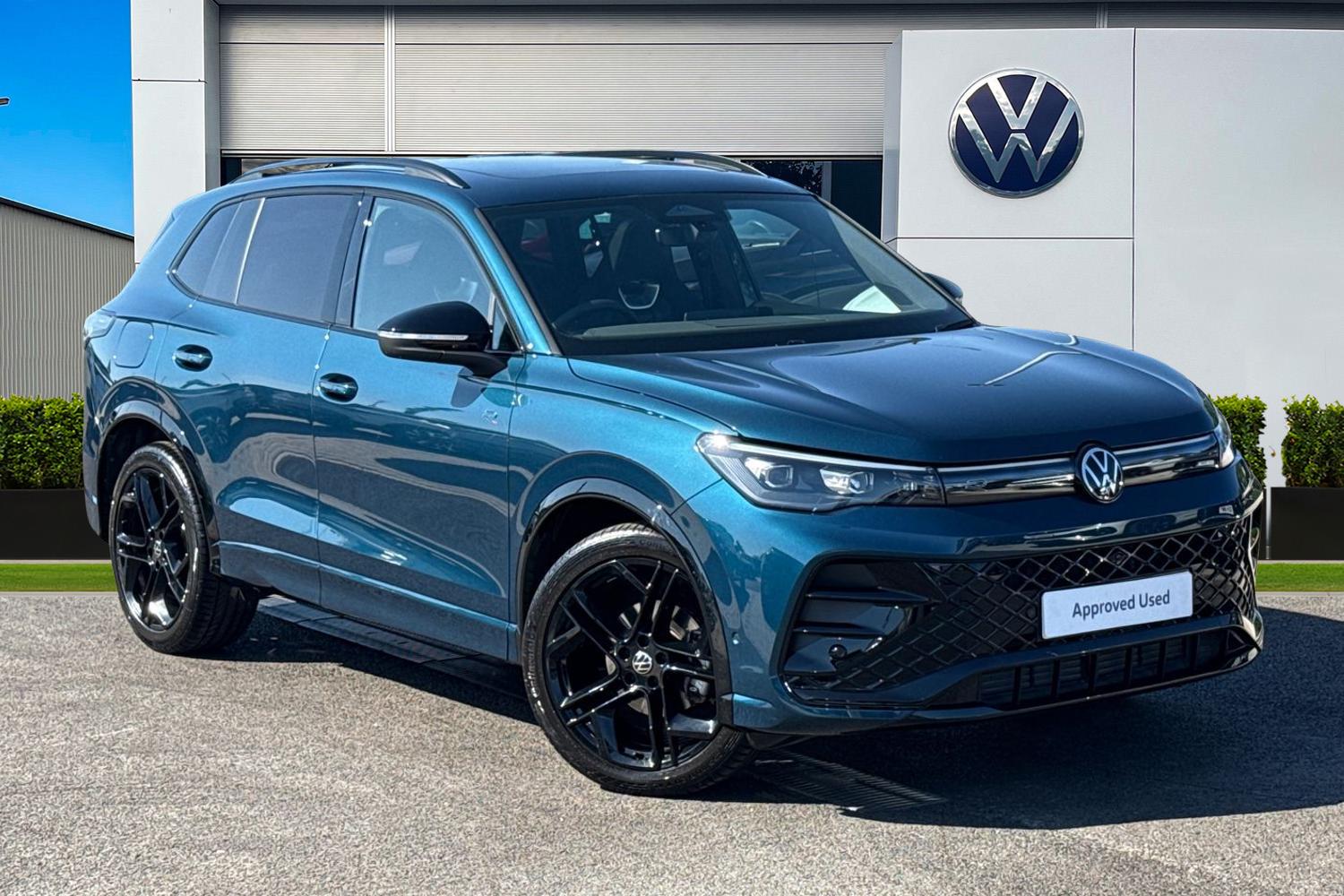 Main listing image - Volkswagen Tiguan