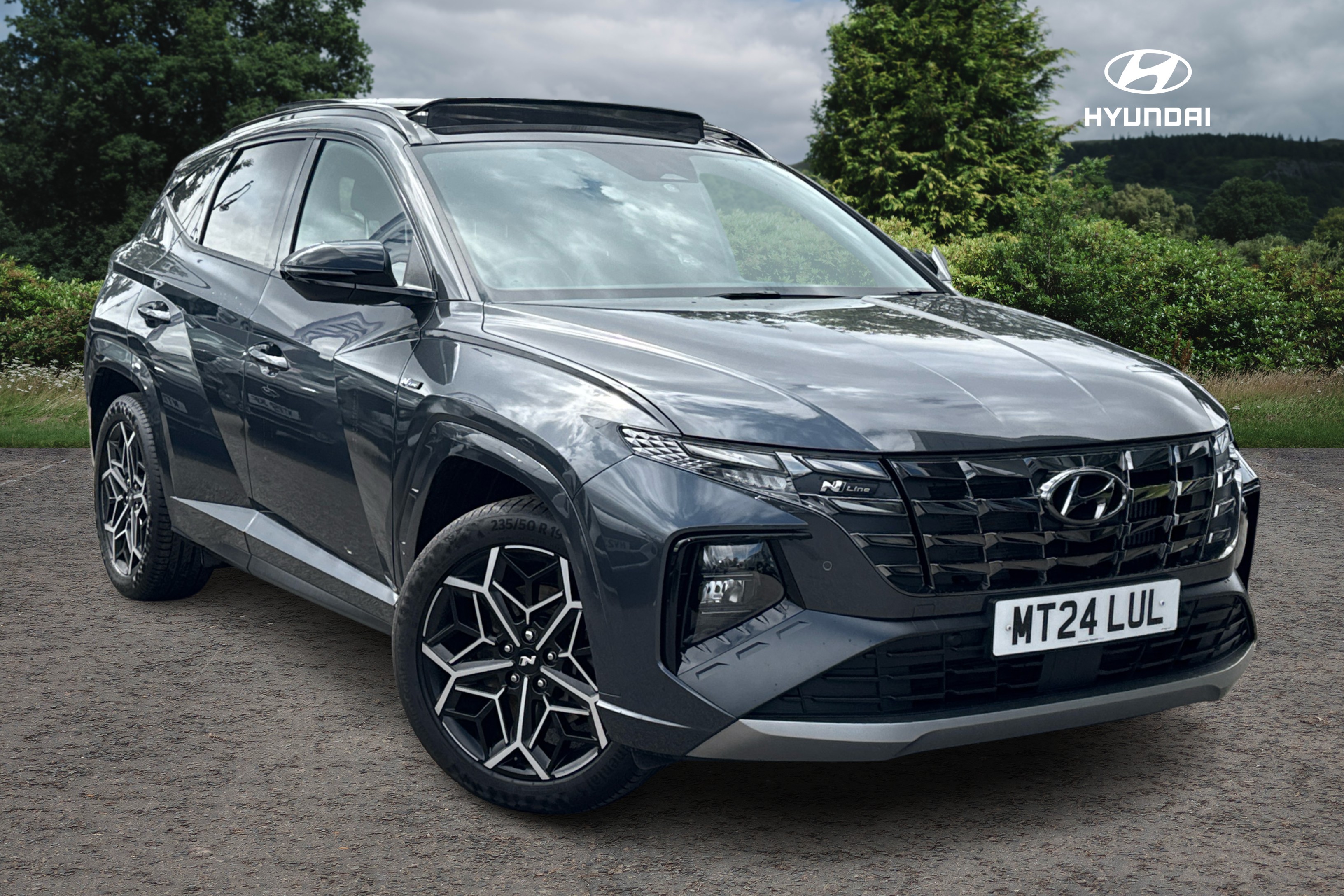 Main listing image - Hyundai Tucson