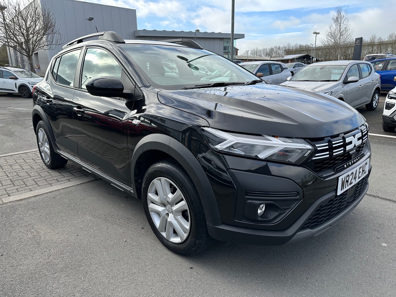 Main listing image - Dacia Sandero Stepway