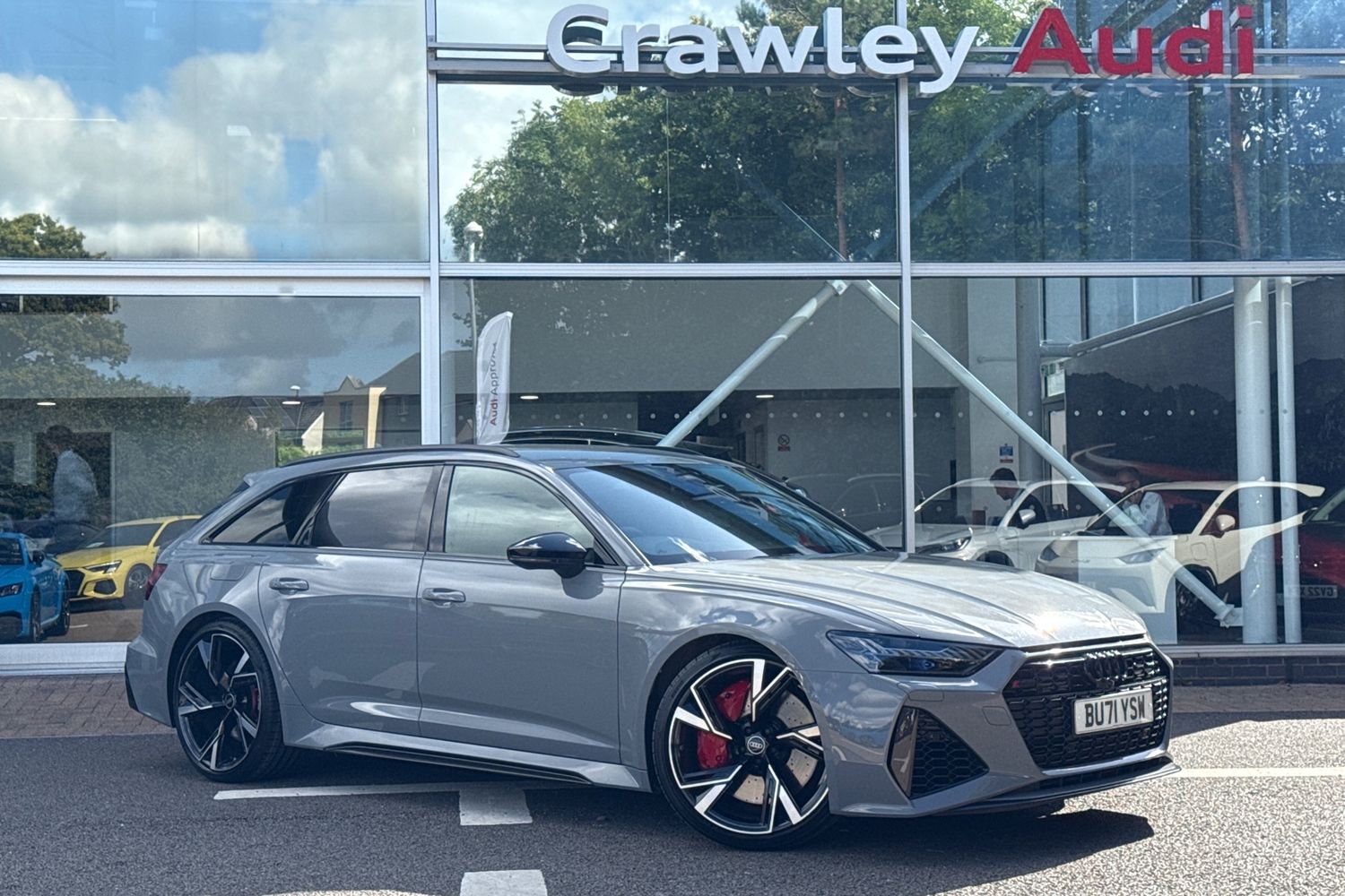 Main listing image - Audi RS6