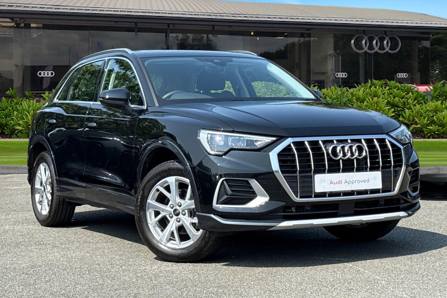Main listing image - Audi Q3