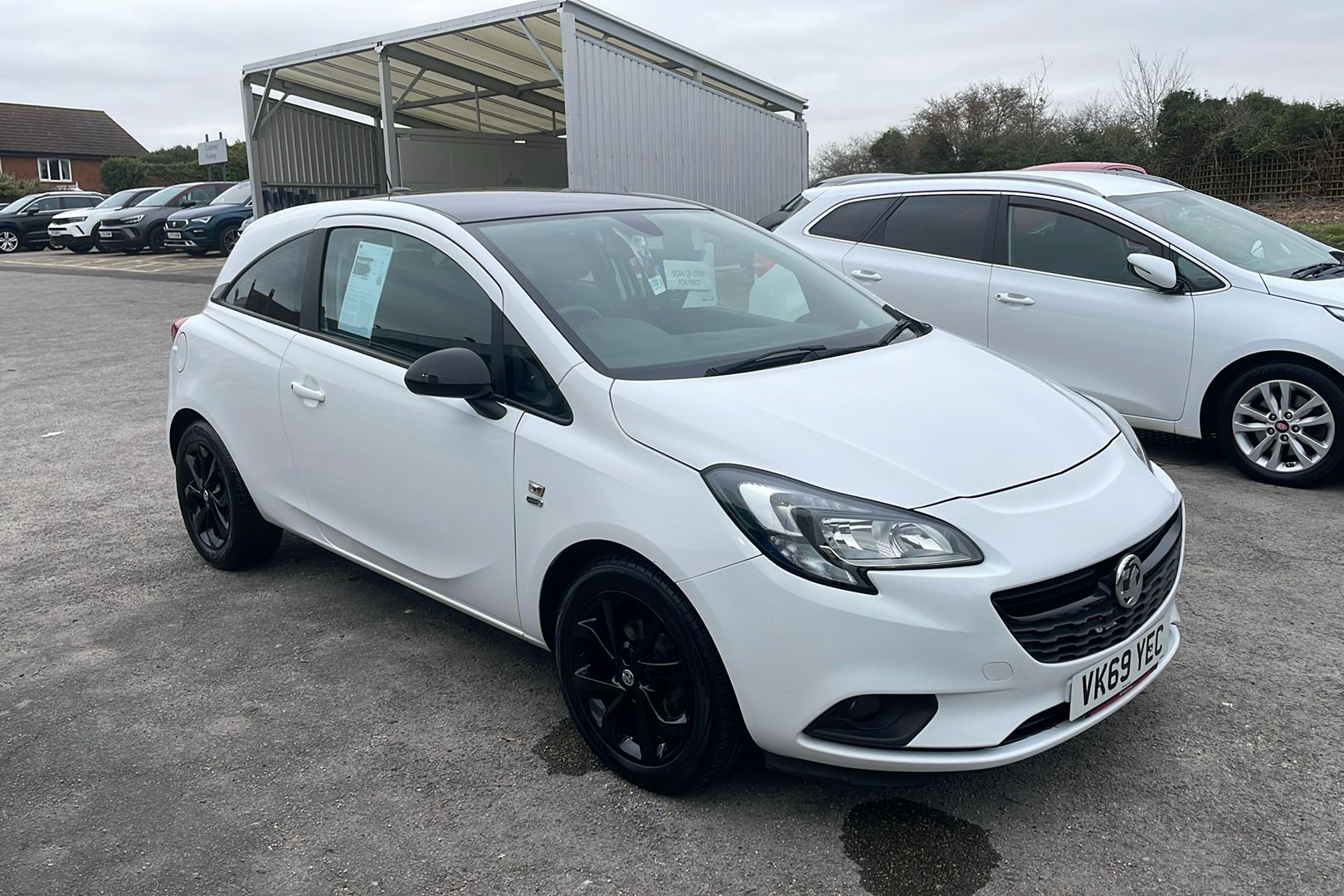 Main listing image - Vauxhall Corsa
