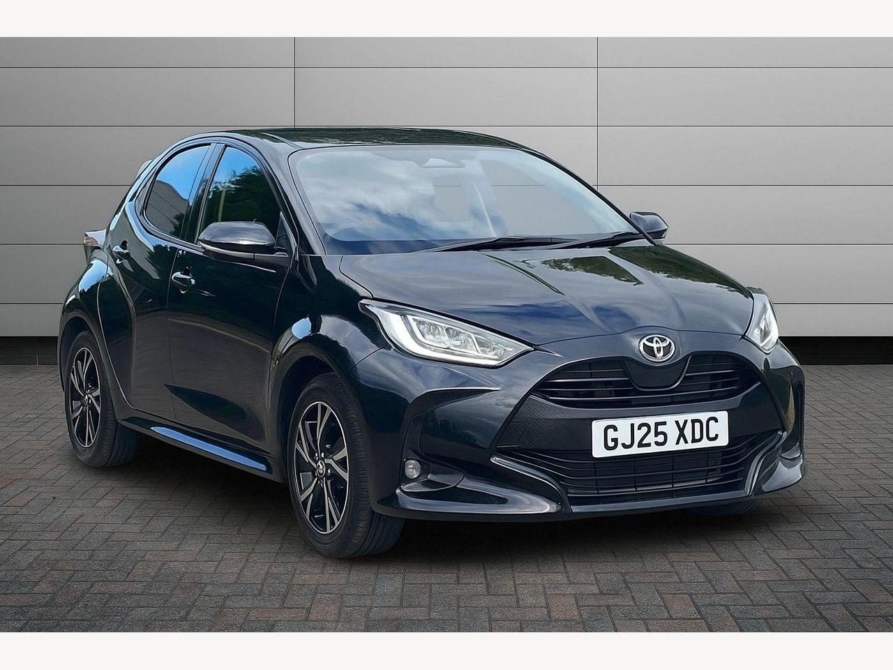 Main listing image - Toyota Yaris