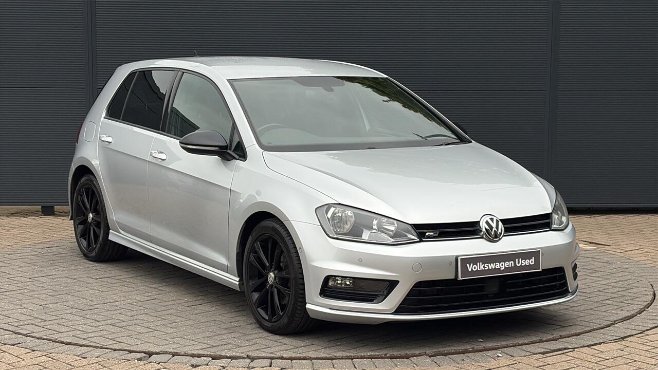 Main listing image - Volkswagen Golf