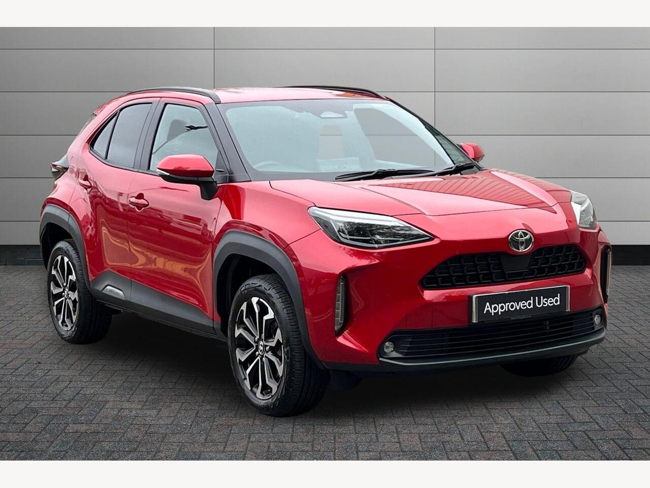 Main listing image - Toyota Yaris Cross