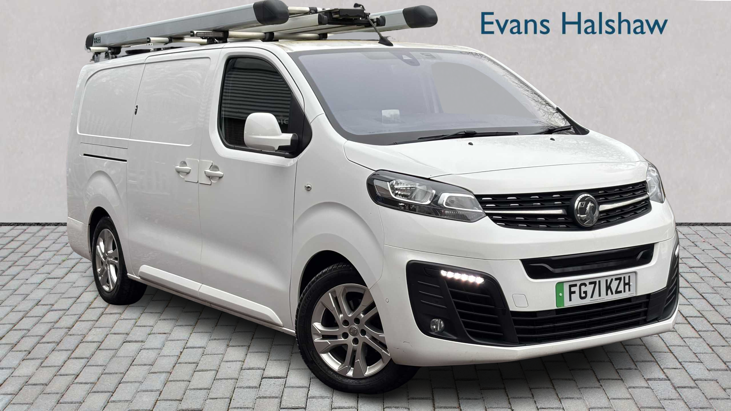 Main listing image - Vauxhall Vivaro-e