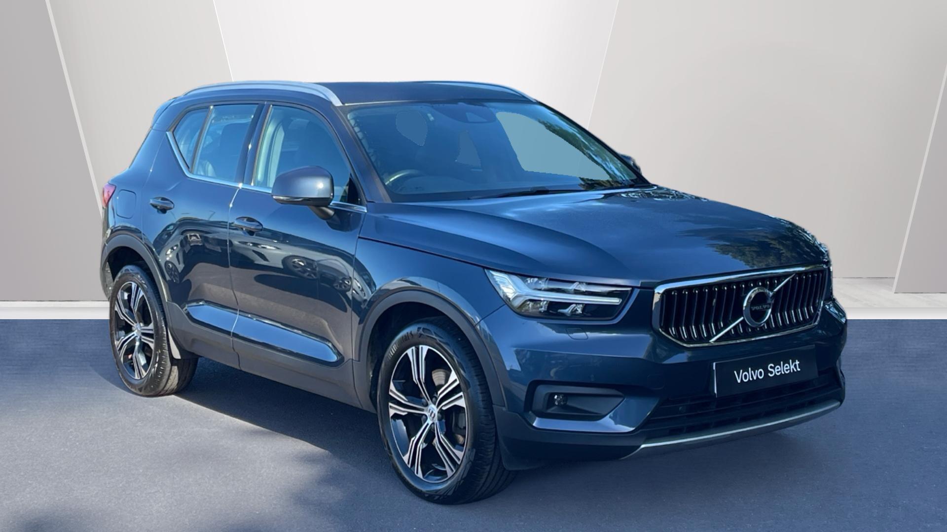 Main listing image - Volvo XC40
