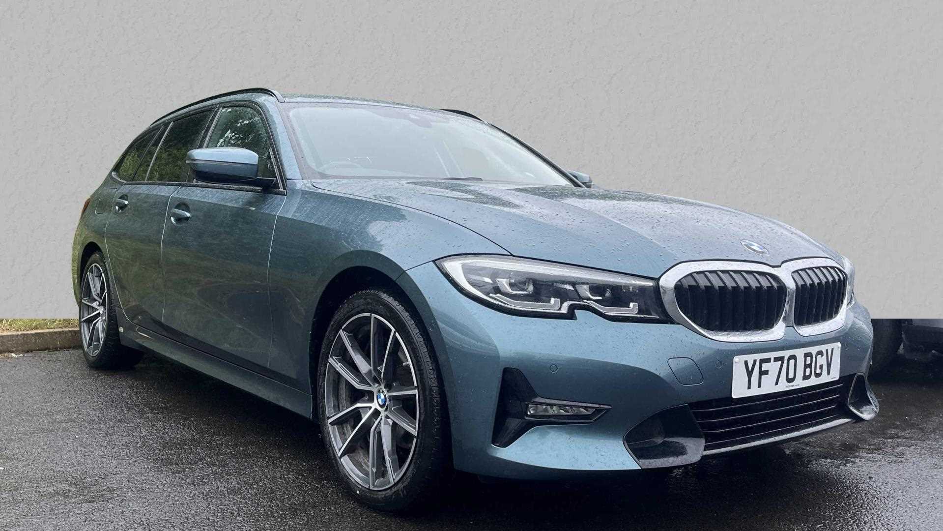 Main listing image - BMW 3 Series Touring