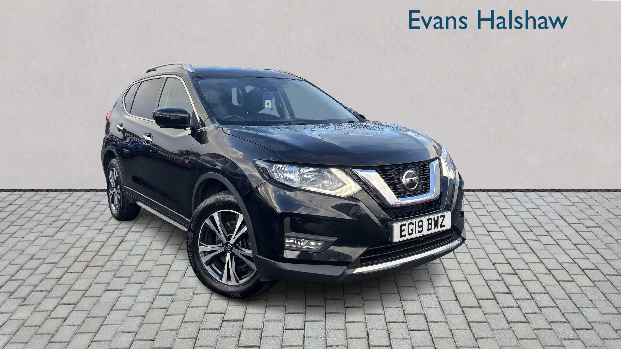 Main listing image - Nissan X-Trail