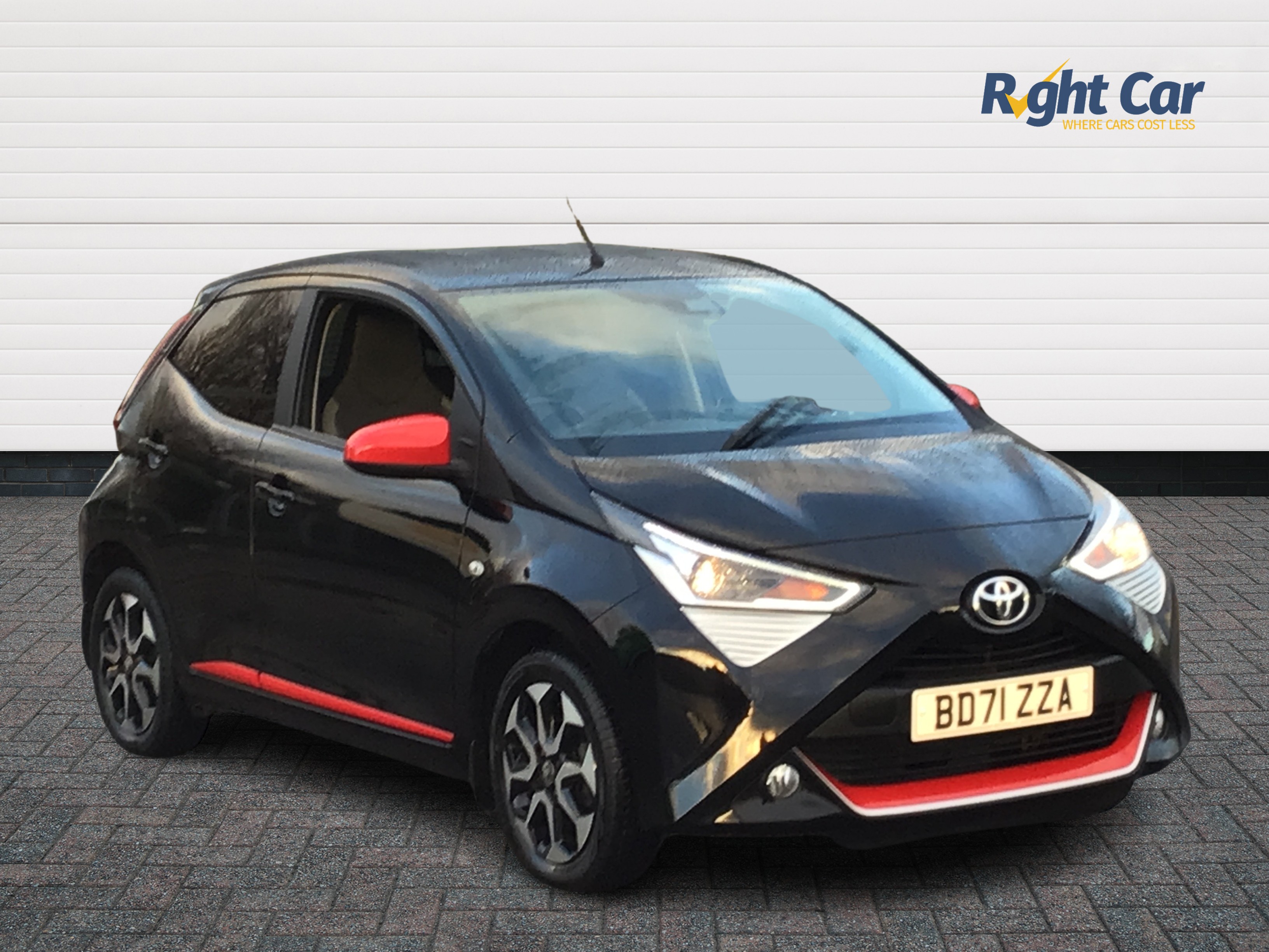 Main listing image - Toyota Aygo